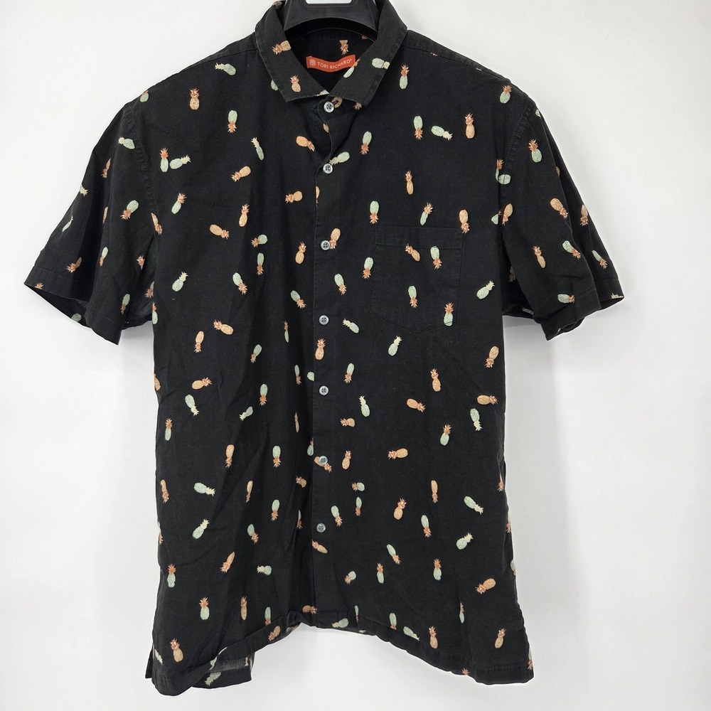 Tori Richard Shirt Mens Large Black w/ Pineapple Hawaiian Aloha Cotton Button Up